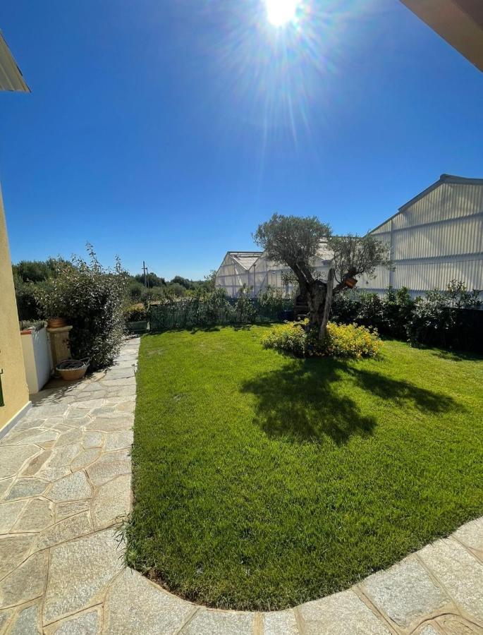 Il Casale Villa Budoni Exterior foto